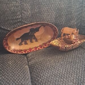 Hand Crafted Animal Decor Set - Black and Brown